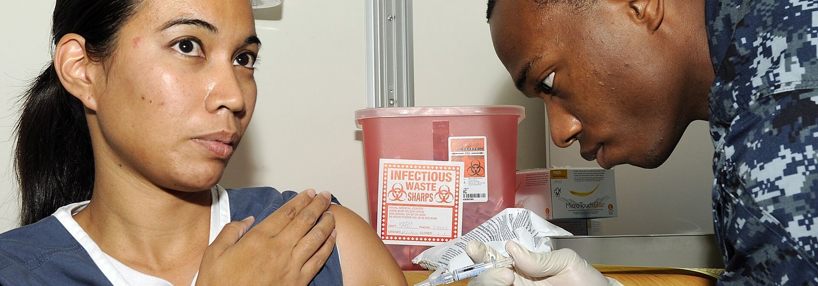 Clinician giving a walk-in immunization